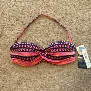 Carve Design bikini top NWT Size SM